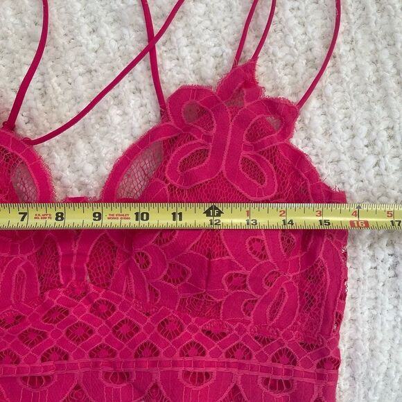 Plus Size Zenana Outfitters Pink Crochet Lace Bralette Plus Size 1X 2X 3… - Picture 6 of 13